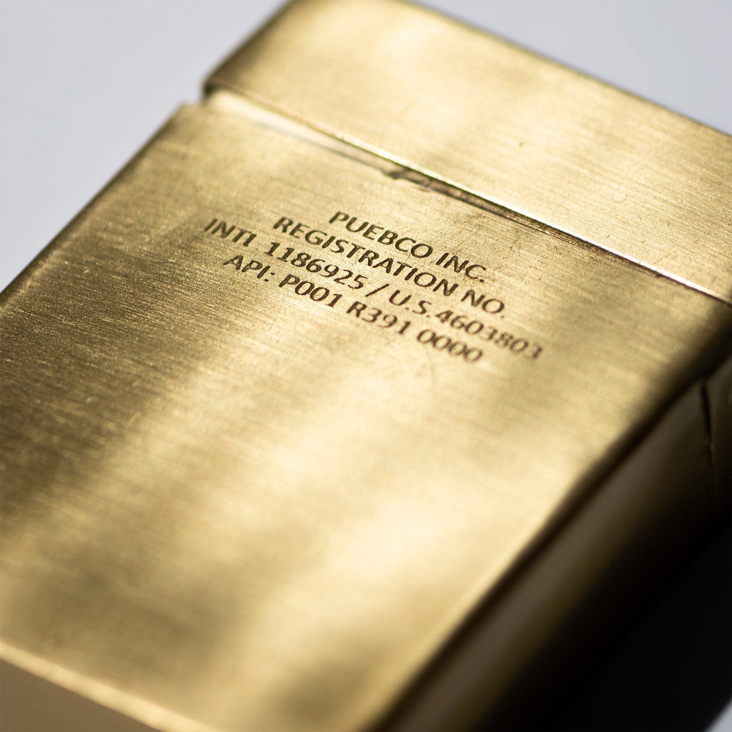 Karten-Etui aus Messing